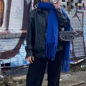 Meet your Posher, Kaela